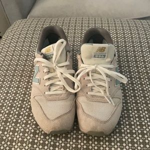 New Balance 996 Sneakers
